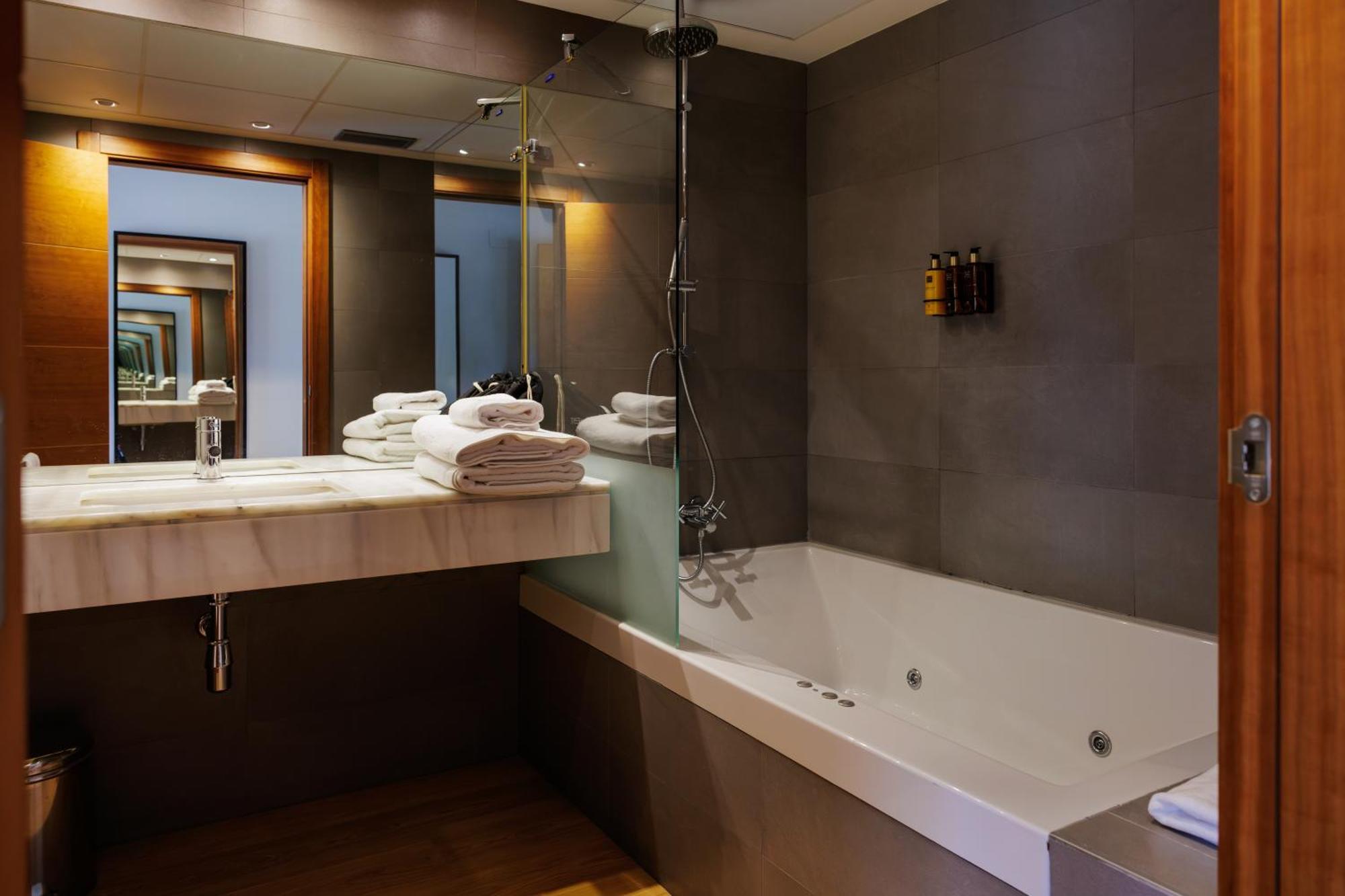 & El Mirador De Ulzama Hotel 4*